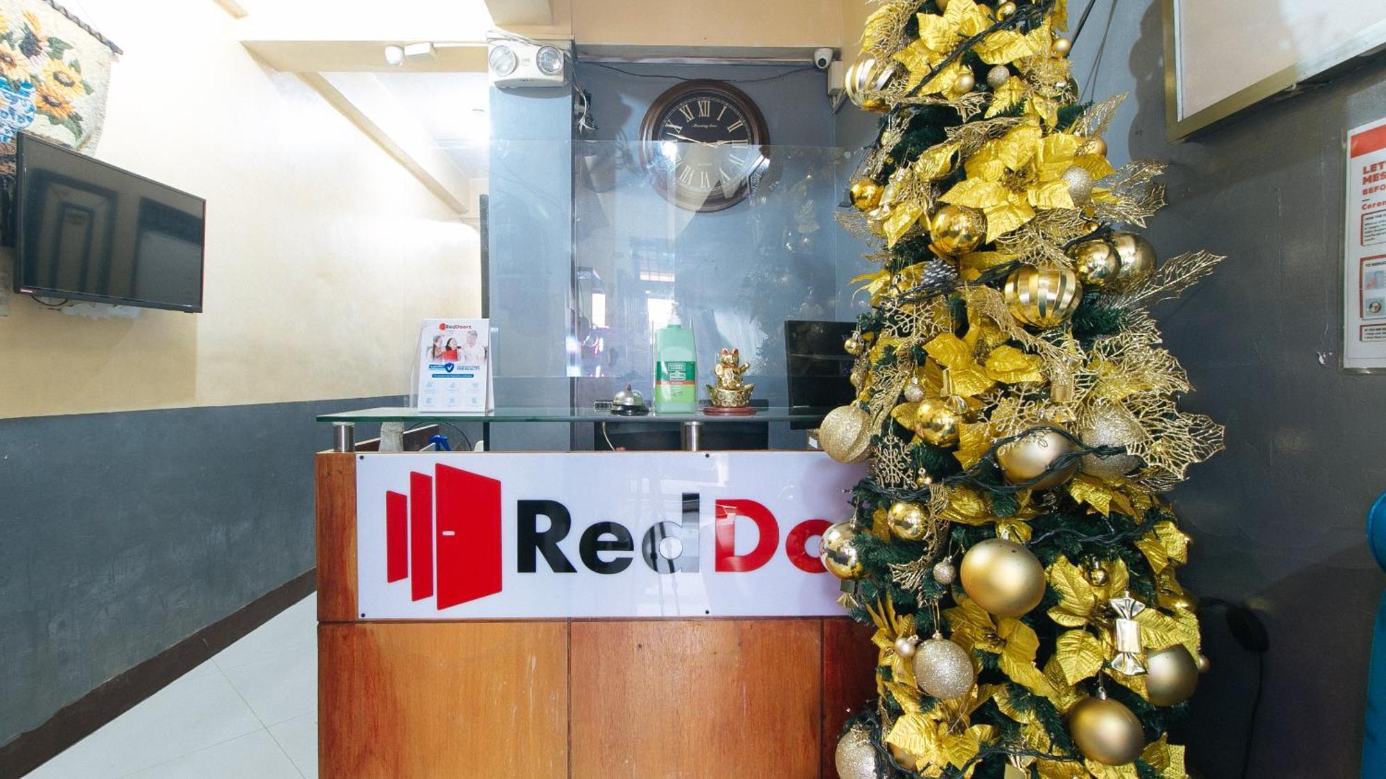 Reddoorz At V-Cat Apartelle Sampaloc Manille Extérieur photo