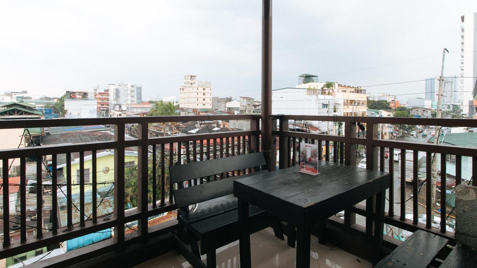 Reddoorz At V-Cat Apartelle Sampaloc Manille Extérieur photo